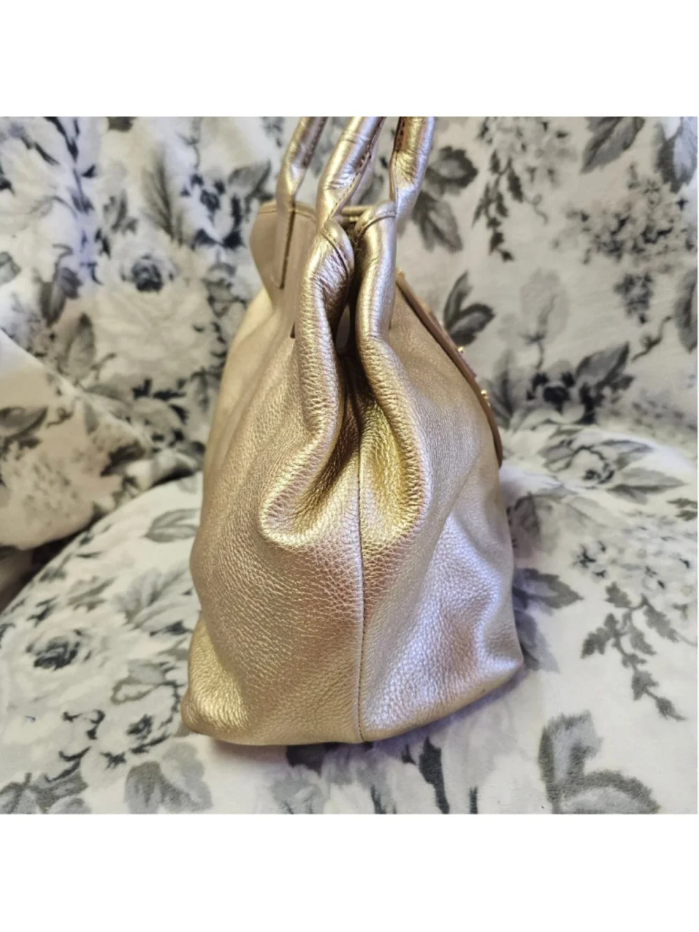 Tory Burch Amanda Classic Tote – Metallic Gold Pebbled Leather